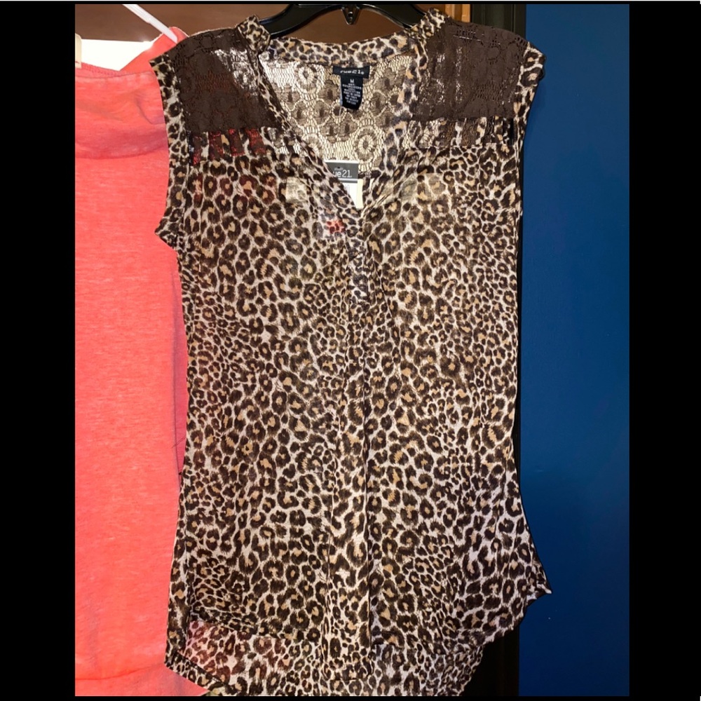 Rue 21 Top